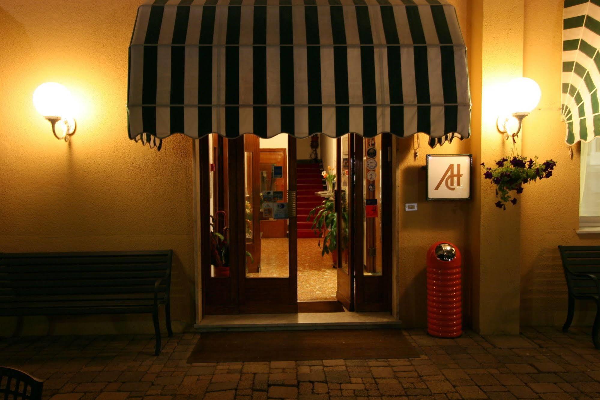 Albergo Adriana Celle Ligure Exterior photo